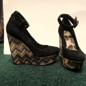 Jessica Simpson wedges